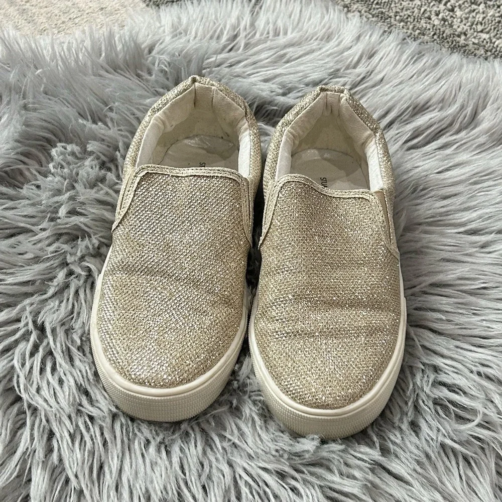 Stuart‎ Weitzman Youth Champagne Shimmer Vance Slider Girls Size 4